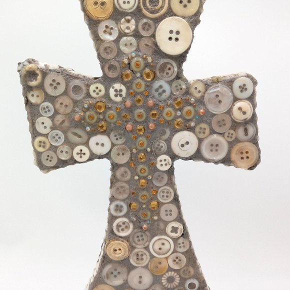 Button Sculpture Folk Art OOAK Memory Jug Style Forget Me Not Assemblage Found - Picture 3 of 16